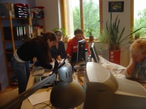 Freiwillige im Büro